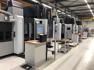 5 Axes CNC milling machining centers